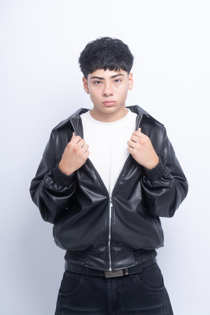 Bomber de cuerina